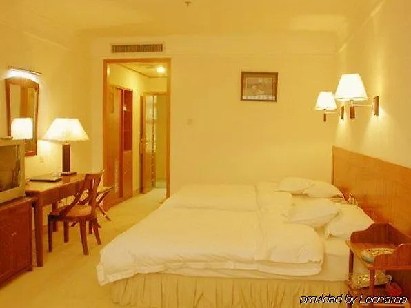 Xinxiang International Hotel 4*,  China